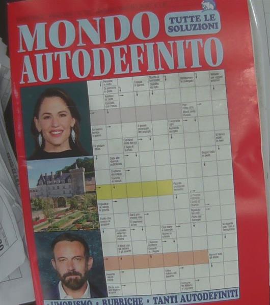 MONDO AUTODEFINITO