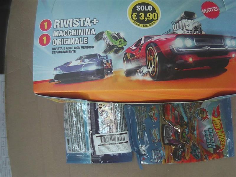 HOT WHEELS